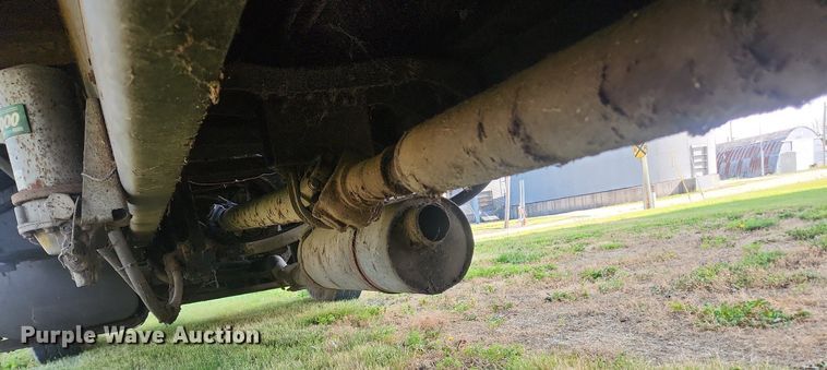 image for item OK9550 1988 Ford L8000  feed delivery truck