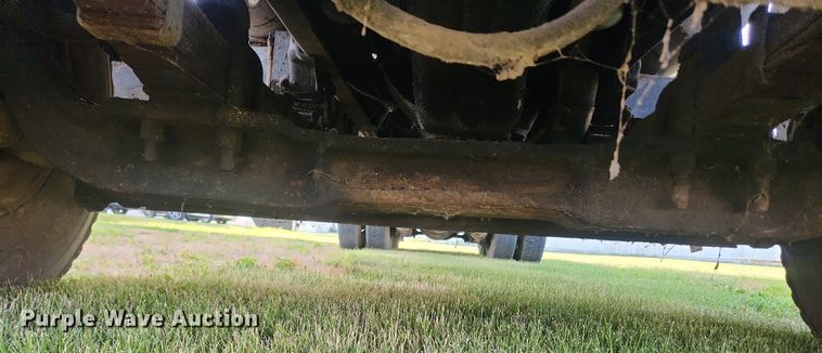 image for item OK9550 1988 Ford L8000  feed delivery truck