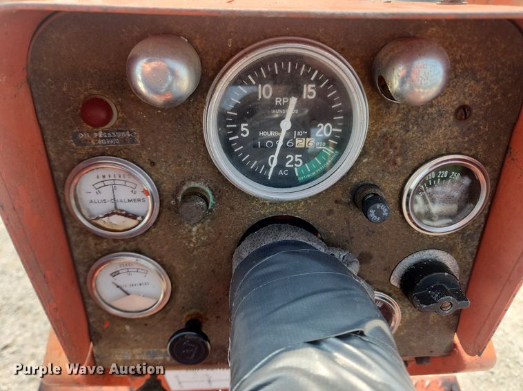 image for item OK9558 1968 Allis Chalmers One-Ninety XT  tractor