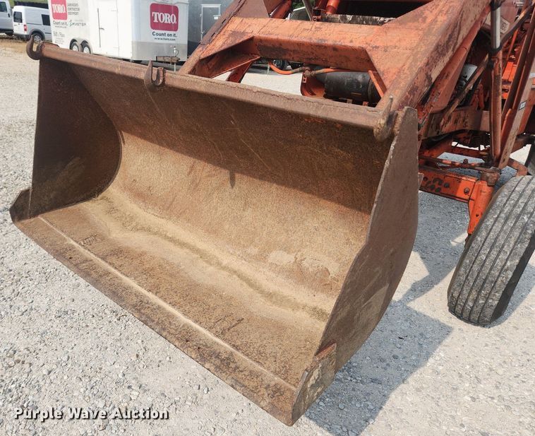 image for item OK9558 1968 Allis Chalmers One-Ninety XT  tractor