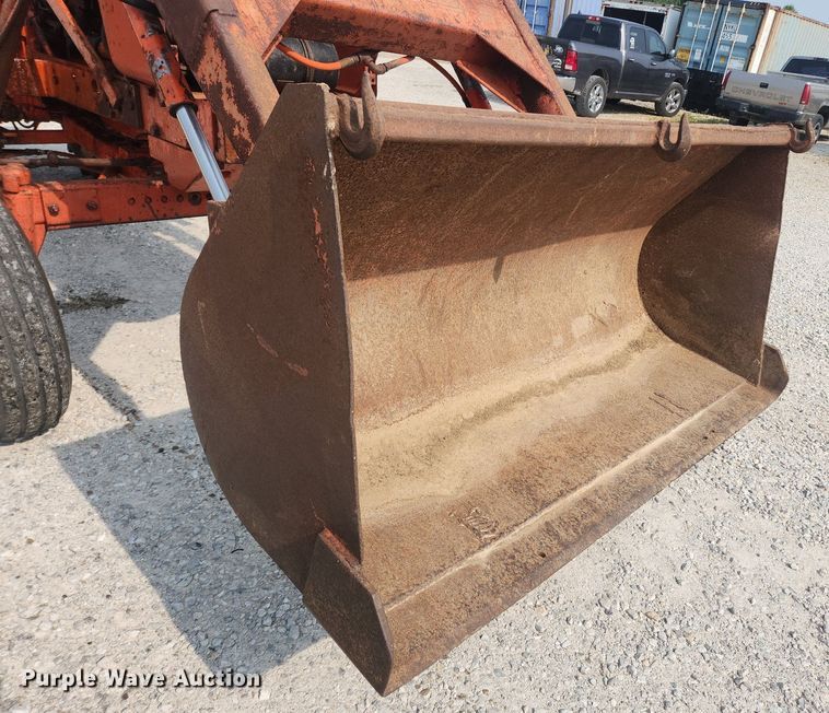 image for item OK9558 1968 Allis Chalmers One-Ninety XT  tractor