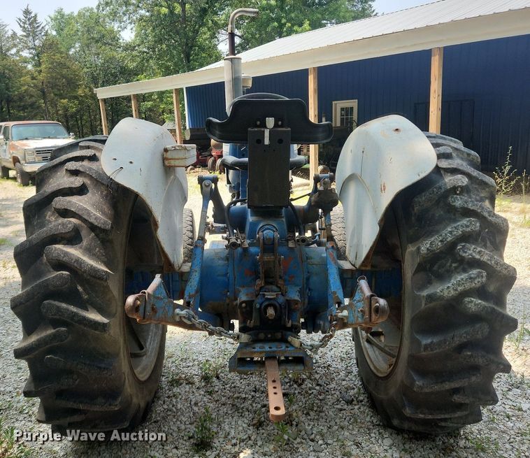 image for item OK9564 1969 Ford 5000  tractor