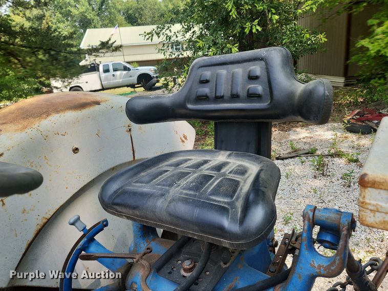 image for item OK9564 1969 Ford 5000  tractor