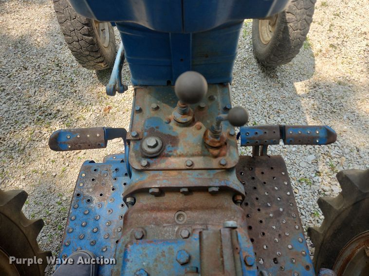 image for item OK9564 1969 Ford 5000  tractor