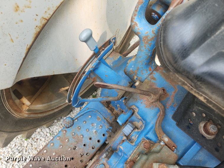 image for item OK9564 1969 Ford 5000  tractor