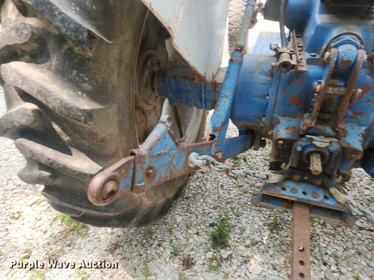 image for item OK9564 1969 Ford 5000  tractor