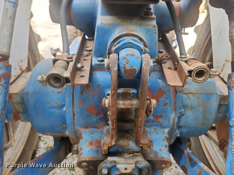 image for item OK9564 1969 Ford 5000  tractor