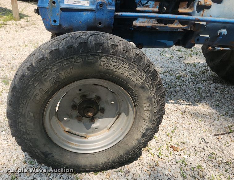 image for item OK9564 1969 Ford 5000  tractor