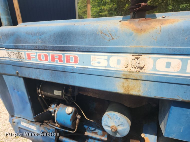 image for item OK9564 1969 Ford 5000  tractor