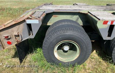 image for item DI7840 1976 Load King 403LF  lowboy equipment trailer