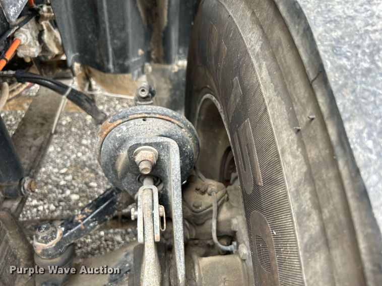 image for item DI7868 2012 International ProStar+ 122  semi truck