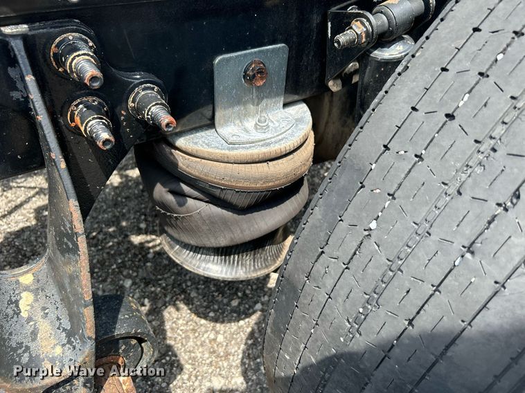 image for item DI7868 2012 International ProStar+ 122  semi truck