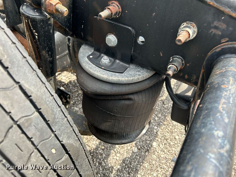 image for item DI7868 2012 International ProStar+ 122  semi truck