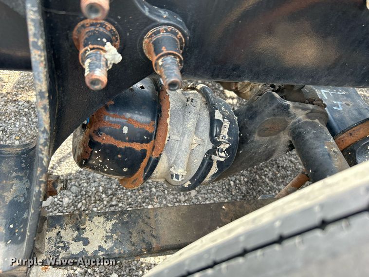 image for item DI7868 2012 International ProStar+ 122  semi truck