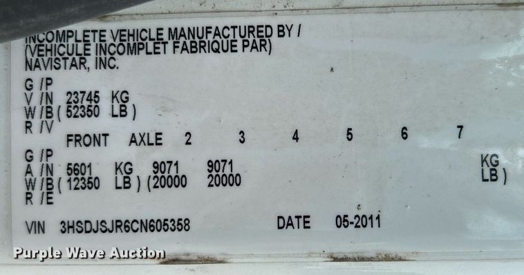 image for item DI7868 2012 International ProStar+ 122  semi truck