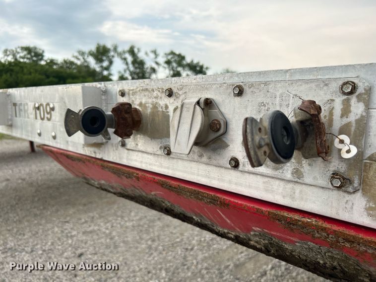 image for item DI7874 2012 Doonan 4820BLKTTIKB  flatbed trailer