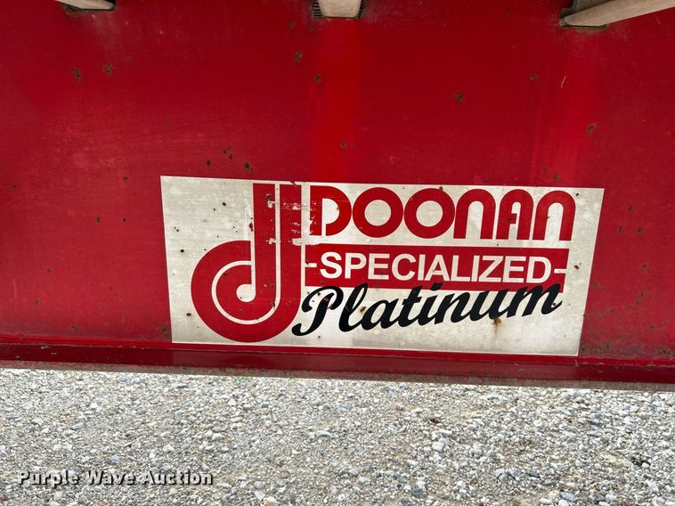 image for item DI7874 2012 Doonan 4820BLKTTIKB  flatbed trailer
