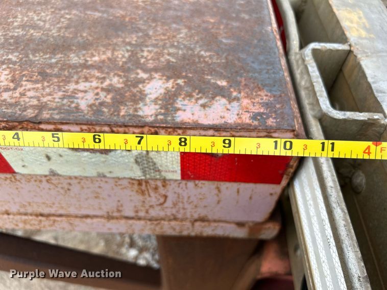 image for item DI7875 2006 Transcraft Eagle NW2  flatbed trailer