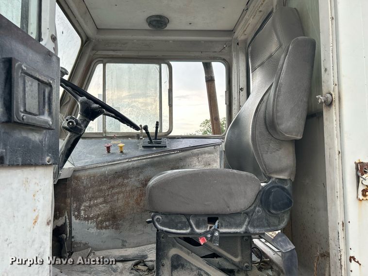 image for item DI7876 Ottawa 30  yard truck