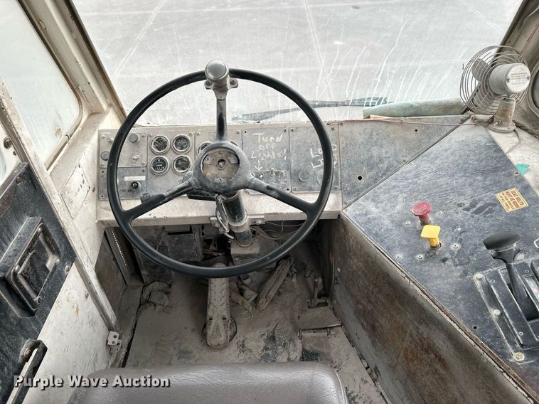 image for item DI7876 Ottawa 30  yard truck