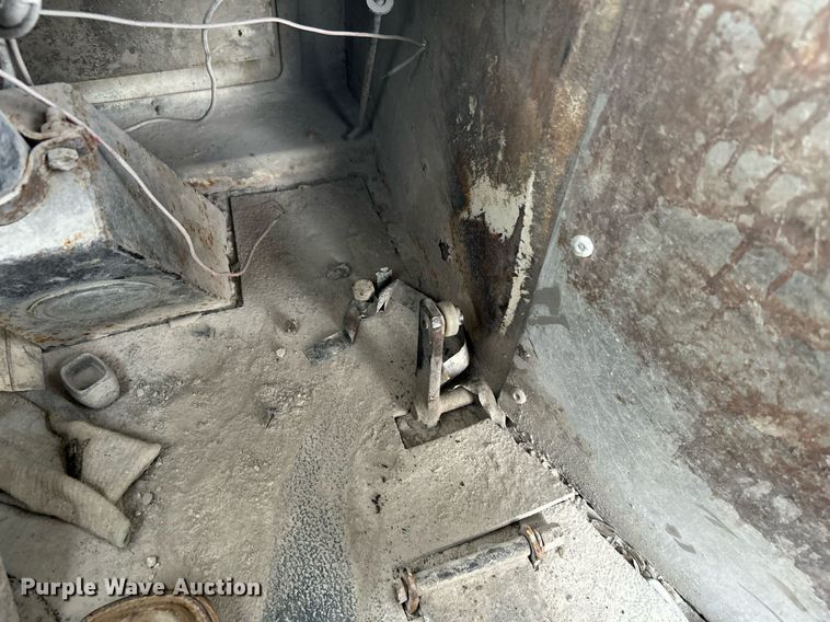 image for item DI7876 Ottawa 30  yard truck