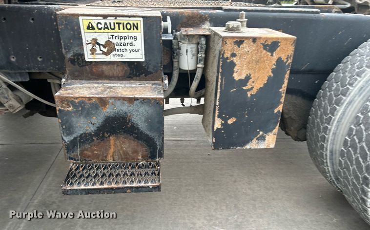 image for item DI7876 Ottawa 30  yard truck