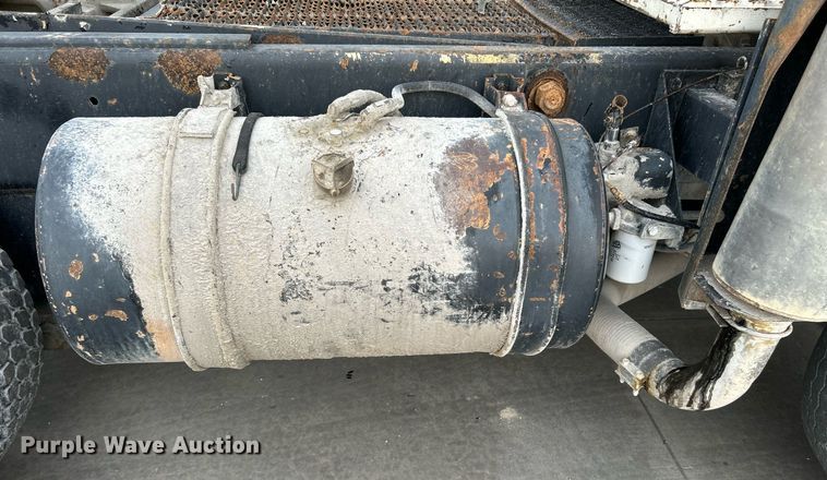 image for item DI7876 Ottawa 30  yard truck