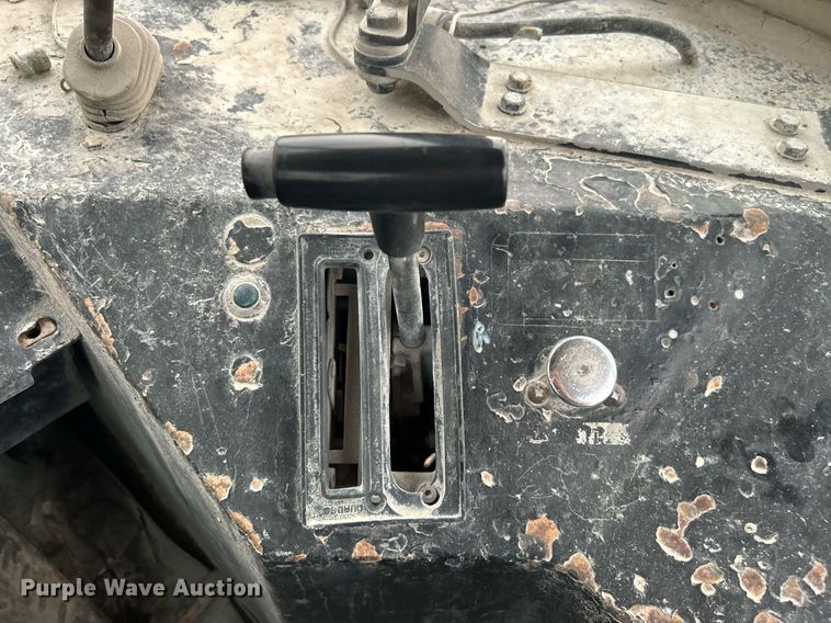 image for item DI7877 Capacity 143304  yard truck