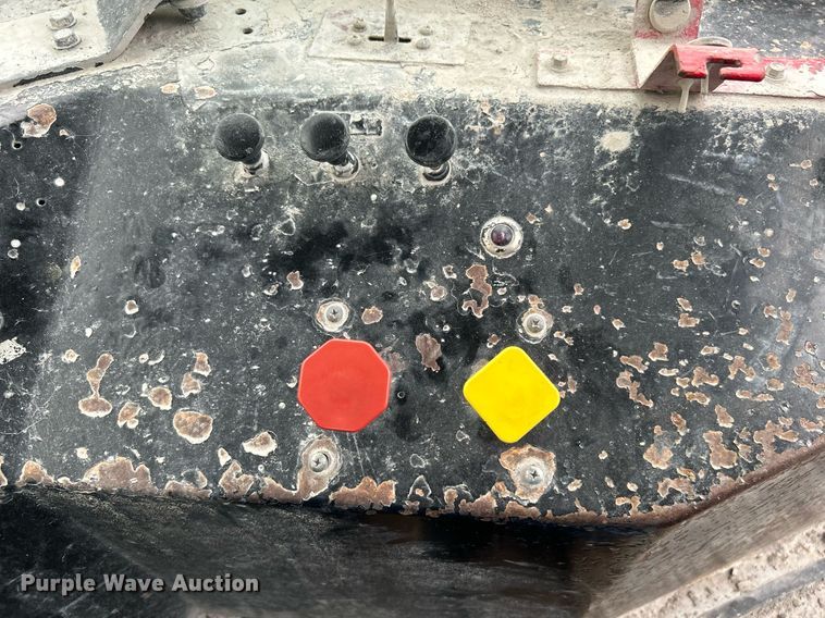 image for item DI7877 Capacity 143304  yard truck