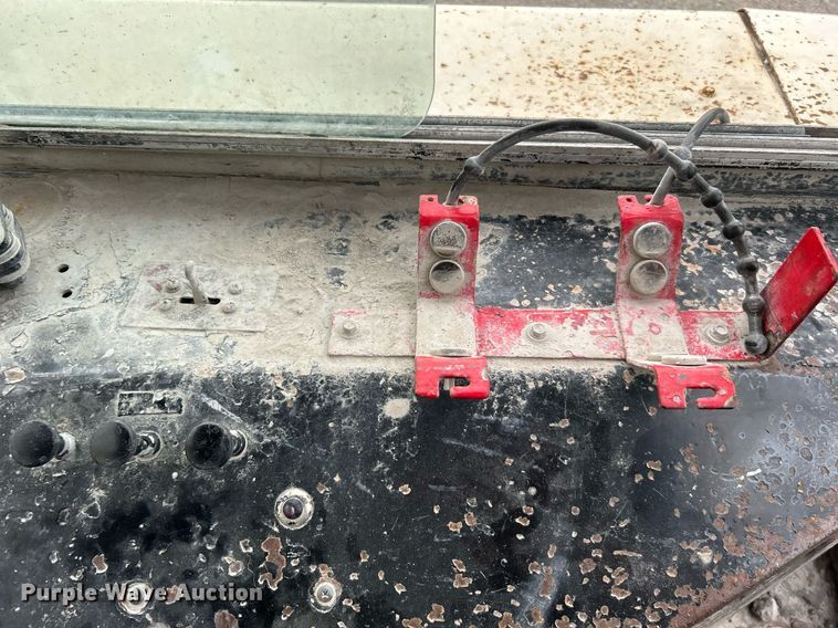 image for item DI7877 Capacity 143304  yard truck