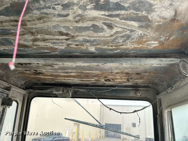 image for item DI7877 Capacity 143304  yard truck