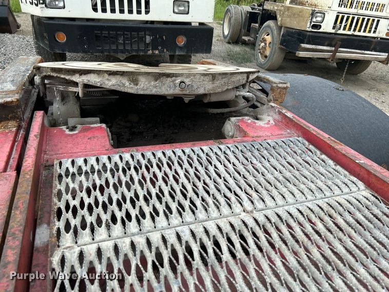 image for item DI7877 Capacity 143304  yard truck