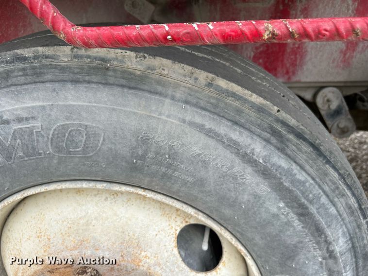 image for item DI7877 Capacity 143304  yard truck