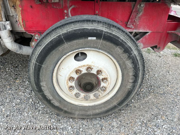 image for item DI7877 Capacity 143304  yard truck