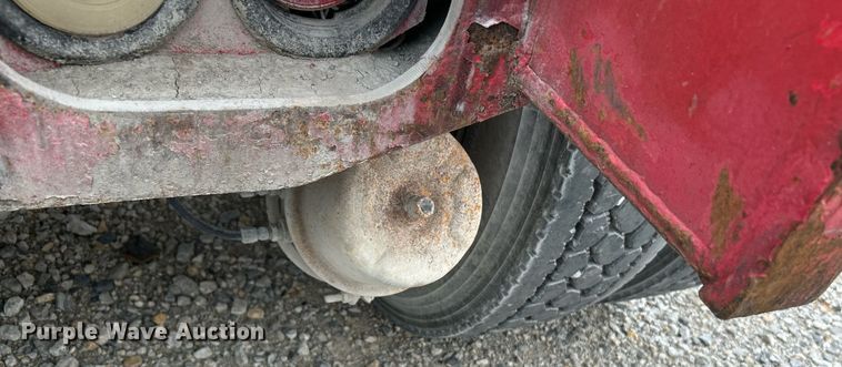 image for item DI7877 Capacity 143304  yard truck