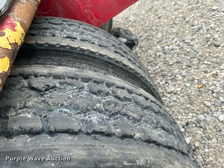 image for item DI7877 Capacity 143304  yard truck