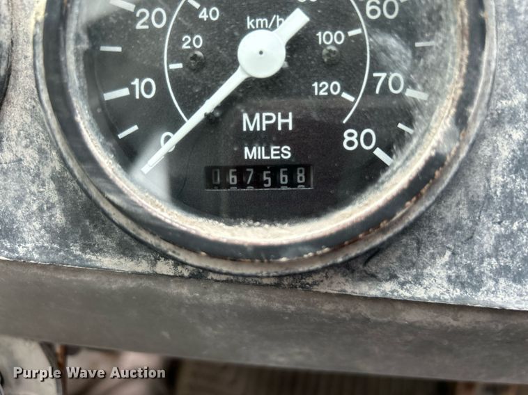 image for item DI7878 2011 Cargotec 4x2  yard truck