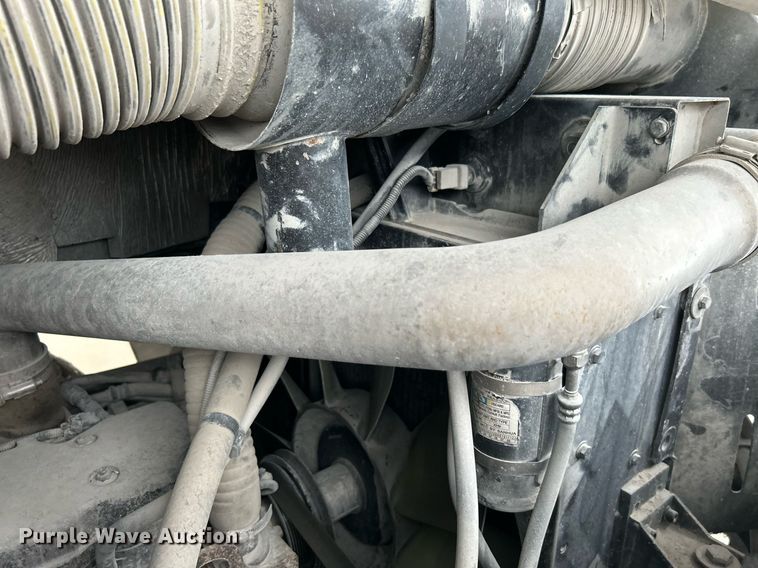 image for item DI7878 2011 Cargotec 4x2  yard truck