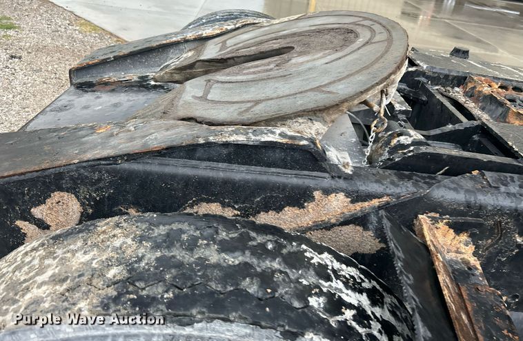 image for item DI7878 2011 Cargotec 4x2  yard truck