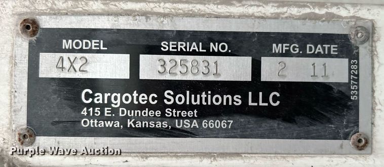 image for item DI7878 2011 Cargotec 4x2  yard truck