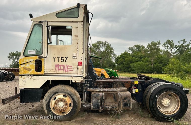 image for item DI7879 Ottawa 30  yard truck