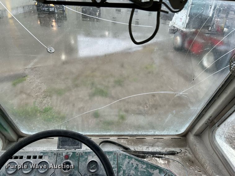 image for item DI7879 Ottawa 30  yard truck