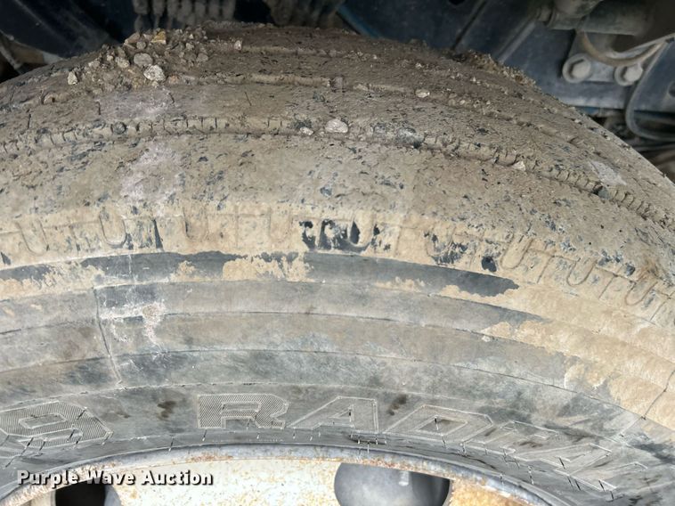 image for item DI7879 Ottawa 30  yard truck