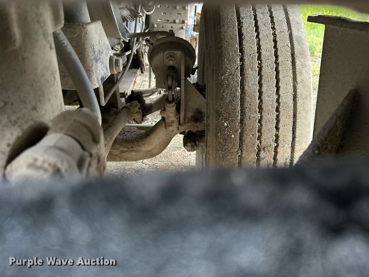 image for item DI7879 Ottawa 30  yard truck