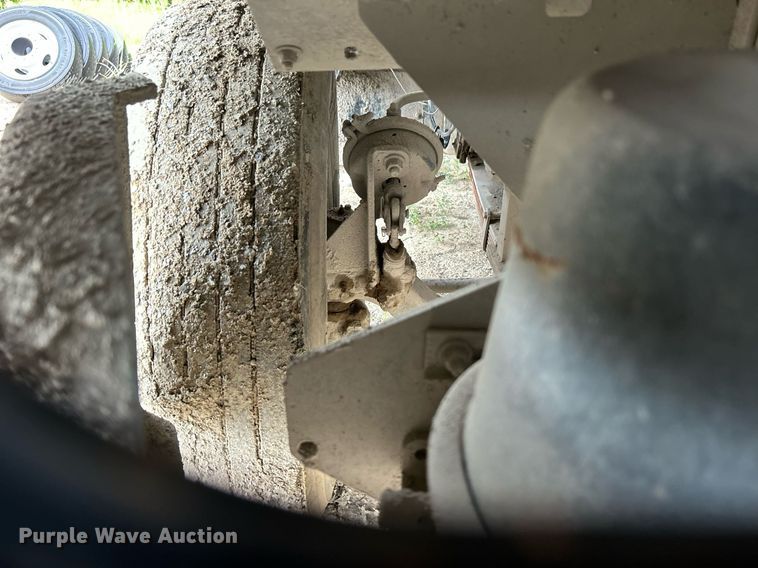 image for item DI7879 Ottawa 30  yard truck