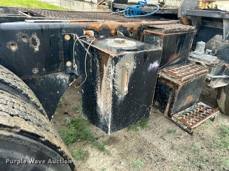 image for item DI7879 Ottawa 30  yard truck