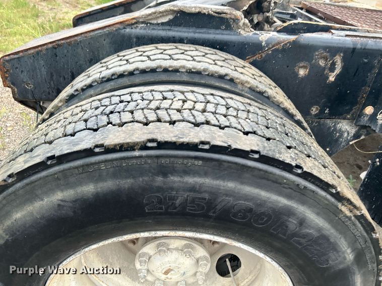 image for item DI7879 Ottawa 30  yard truck