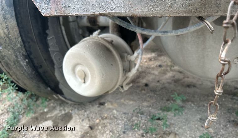 image for item DI7879 Ottawa 30  yard truck