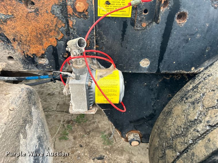 image for item DI7879 Ottawa 30  yard truck