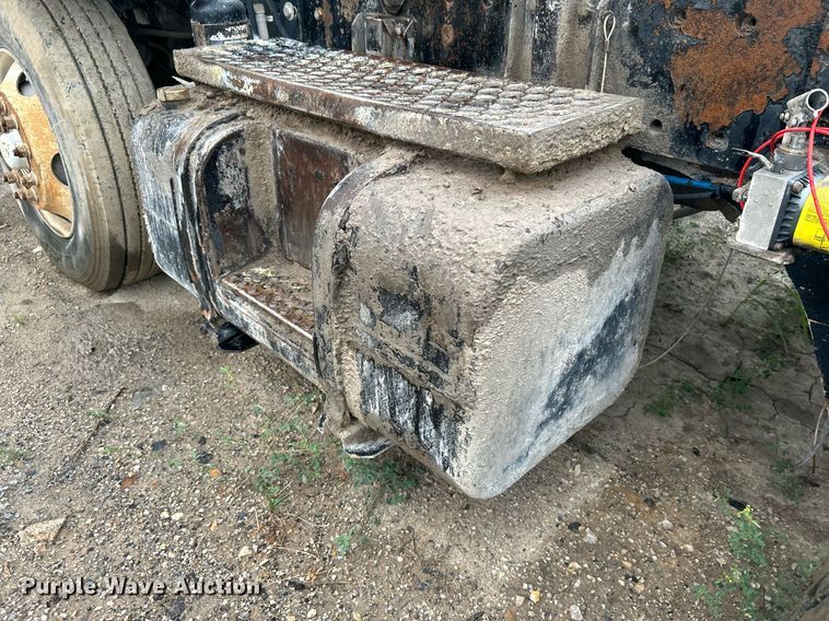 image for item DI7879 Ottawa 30  yard truck